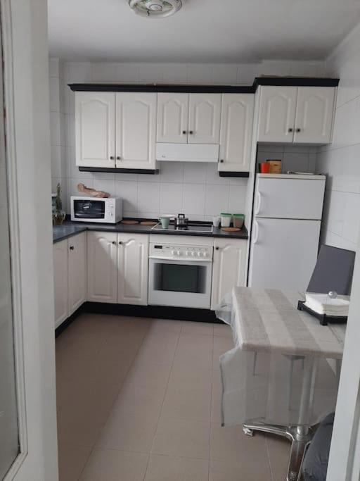Habitacion Canteras Con Bano Privado , En Apartamento Compartido لاس بالماس دي غران كاناريا المظهر الخارجي الصورة