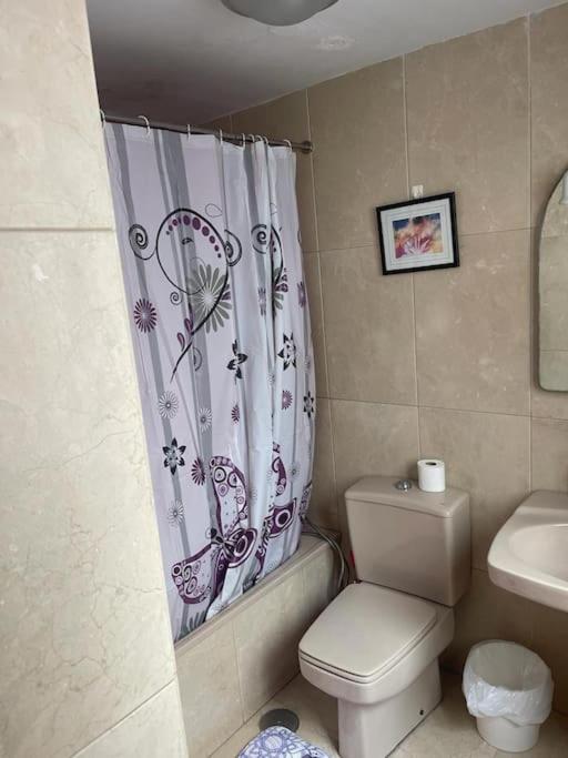 Habitacion Canteras Con Bano Privado , En Apartamento Compartido لاس بالماس دي غران كاناريا المظهر الخارجي الصورة